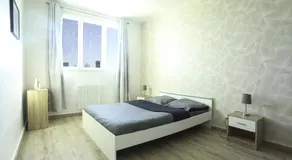 Élégant appartement bord de Seine - Image 2