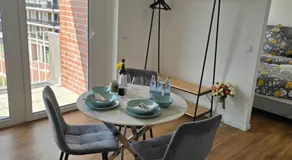 Stilvolle Neubauwohnung mit Balkon&WLAN - Image 3