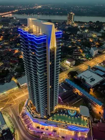 Zulanie Suite Troika Residence, SPACIOUS AND COZY WITH POOL, Free Wifi & Netflix in Golden Triangle of Kota Bharu - Image 3
