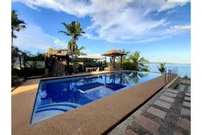 OYO 435 La Veranda Beach Resort - Image 3