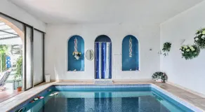Studio en bord de mer à Menton avec piscine privée 80 m² - Image 3