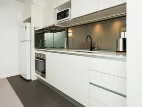 Executive Luxury Apartment - Image 2