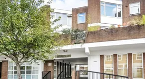 Central Home with Parking near Waterloo & St Thomas & Big Ben & Parliament - Image 5