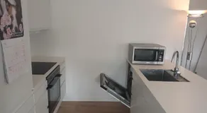 Fully equipped apartment, 15 min to Center - Image 4