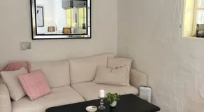 Fleetwood Cottage Bed and Breakfast - Image 2