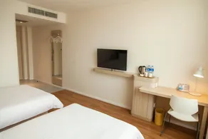 Hanting Hotel Zhengzhou Dengfeng Songyang Academy - Image 2