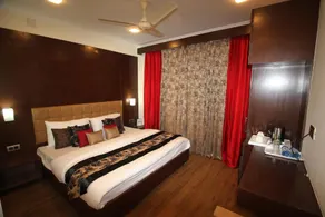 Hotel Green Leaf Srinagar - Image 2