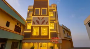 Hotel Rajshree Suites - Image 4