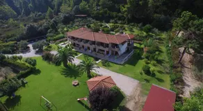 Elena Apartments & Studios - Image 2