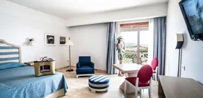 Grande Baia Resort & Spa - Image 4