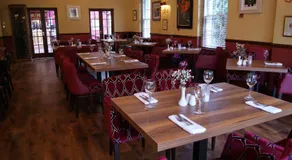Selkirk Arms Hotel - Image 5