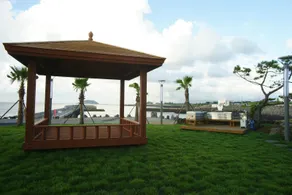 Mega Resort - Image 3