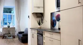 1-Bedroom Apartment Retreat in Central Area - Image 3