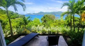 Long Bay Beach Villa - Beachfront Luxury Villa w Private Pool, Solar & Battery Backup - Image 4
