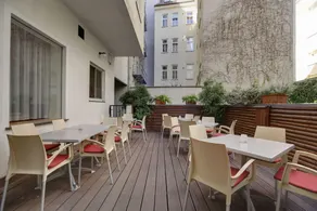Hotel Boltzmann - Image 5