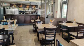 Hotel Le Pont Neuf - Image 4