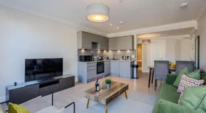 Dragon Suites - Edinburgh City Centre 2 Bed Apartment - Image 2