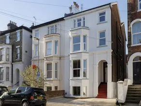 Blue Star House - Image 3