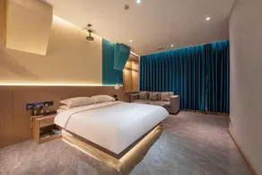 Hualu Wisdom Hotel (Jixi Wanda Plaza Branch) - Image 2