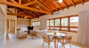 Beach Hotel Cambury - Image 2