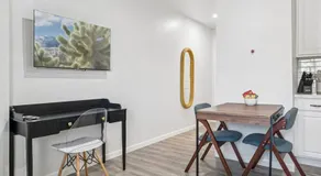 Cozy Studio Retreat with Private Bath & Kitchenette - Image 3