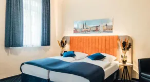 Hotel Commerz Hamburg - Image 2
