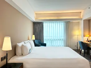 Azure Hotel - Image 2
