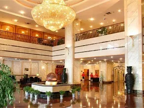 Sunshine Hotel - Image 3