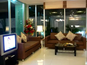 Thai Inter Korat Hotel - Image 4