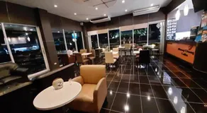 Maneerote Hotel - Image 3