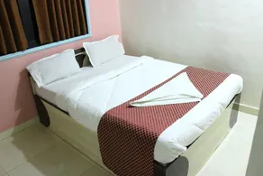 Hotel Krishna Palace - Image 2