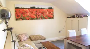 Glendalough Scenery Farmhouse - Image 2