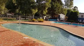 Rivergum Holiday Park - Image 3