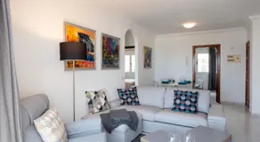 Comfortable and modern apartment next to the Avenida central in Tías - Image 2