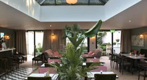 Lydiard Park Hotel - Image 3