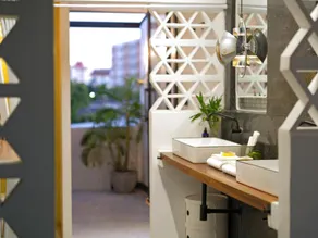 Siri Designer 3-Storey Townhouse with Garden and Luxury Amenities - Image 5