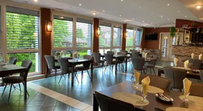 Katalin Motel & Restaurant - Image 2