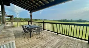 Tree House Bungalow @ Bergheim Ranch - Image 5