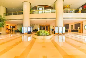 Zhongmao Haiyue Hotel - Image 2