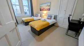 Modern Home Edinburgh Gem 10 mins to Centre - Image 2