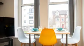Charming Flat, short Distance from Stadium & City - Image 5