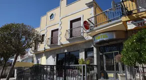 Hotel El Pentágono - Image 2