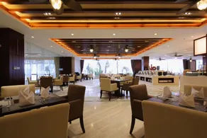 Bao'an Rainbow Bay Hotel - Image 3