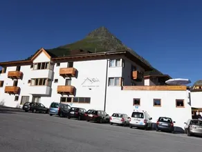 Berghotel Rasis - Image 3