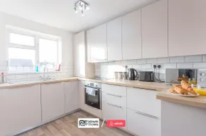 The Wren Apartment - Image 3