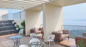 Premium 2BHK -10 min to GOI airport & beach -Pool access -Balcony with city view - Image 4