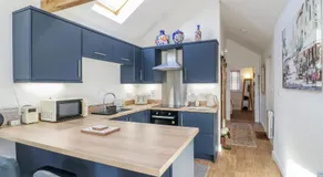 The Garden Cottage - Image 5