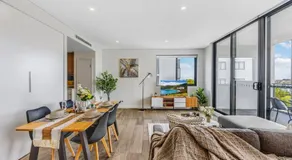 2 bedroom apartment in Campsie - Image 3