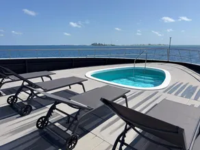 Ritrella Floating Hotel - Image 4