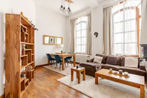 Luxury home at Grand Place & Manneken Pis - Image 2
